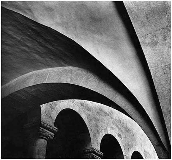 Arches I, Scottish Church